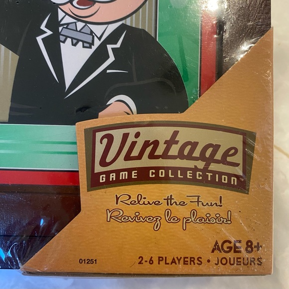 Monopoly Vintage Game Collection - Picture 2 of 6